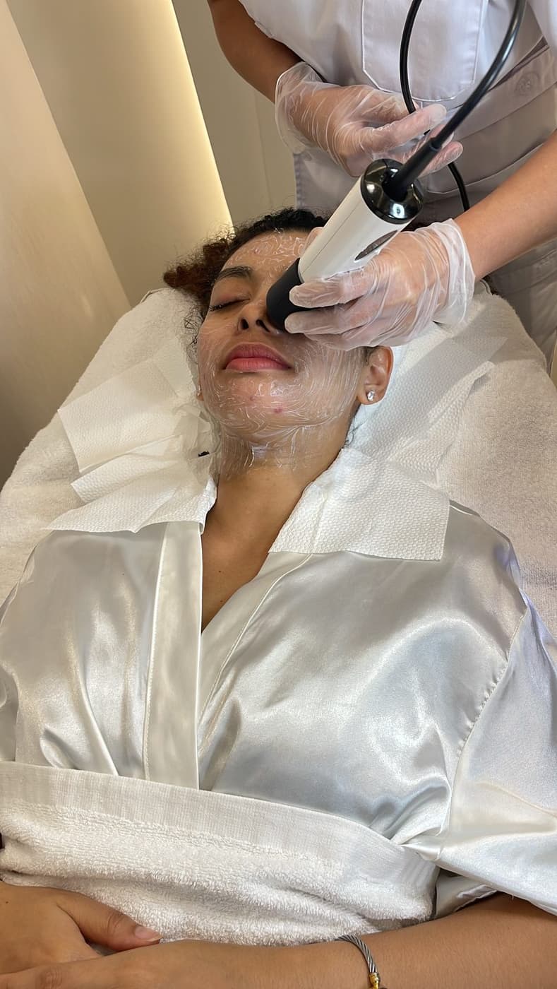 Glow from Within treatment at SOI Clinic