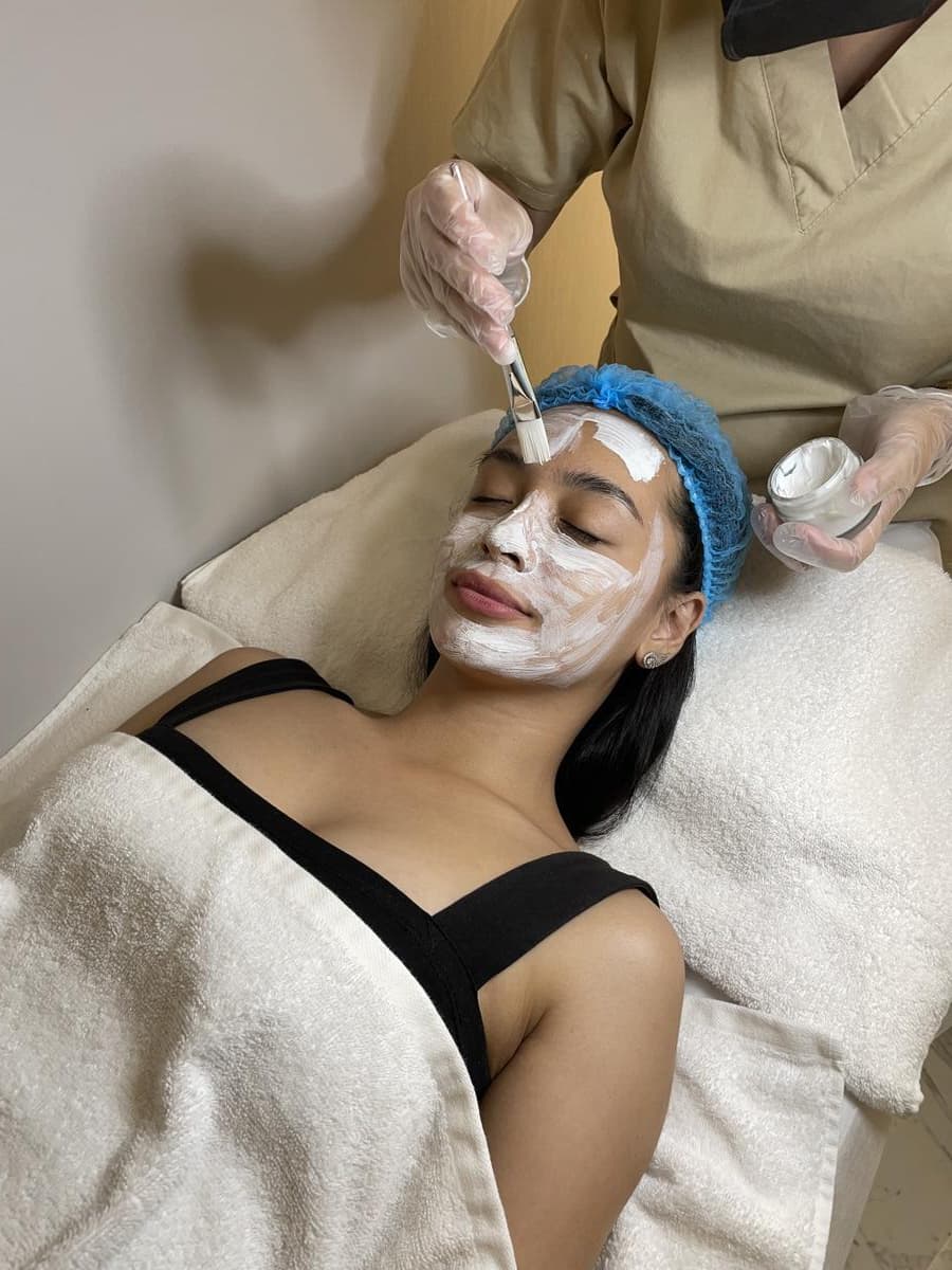 Collagen-stimulating skin treatment for long-term skin health at SOI Clinic